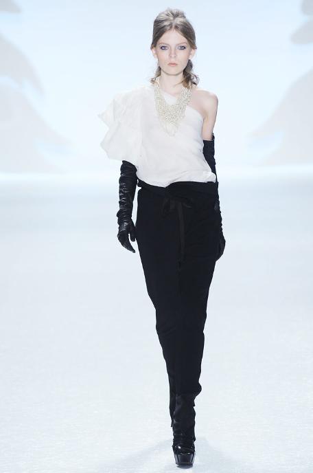 Vera wang fw10 01